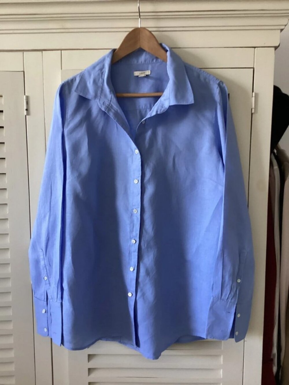Light Blue Linen Button-Up Shirt, Relaxed Long Sleeve Fit Women’s L